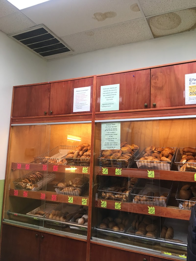 Sabor Ambateno Bakery ll Peekskill photo 4