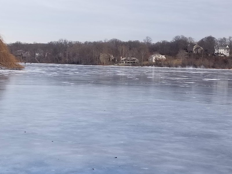 Lake Meahagh Park photo 4