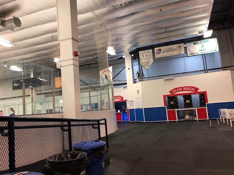 Palisades Center Ice Rink photo 4