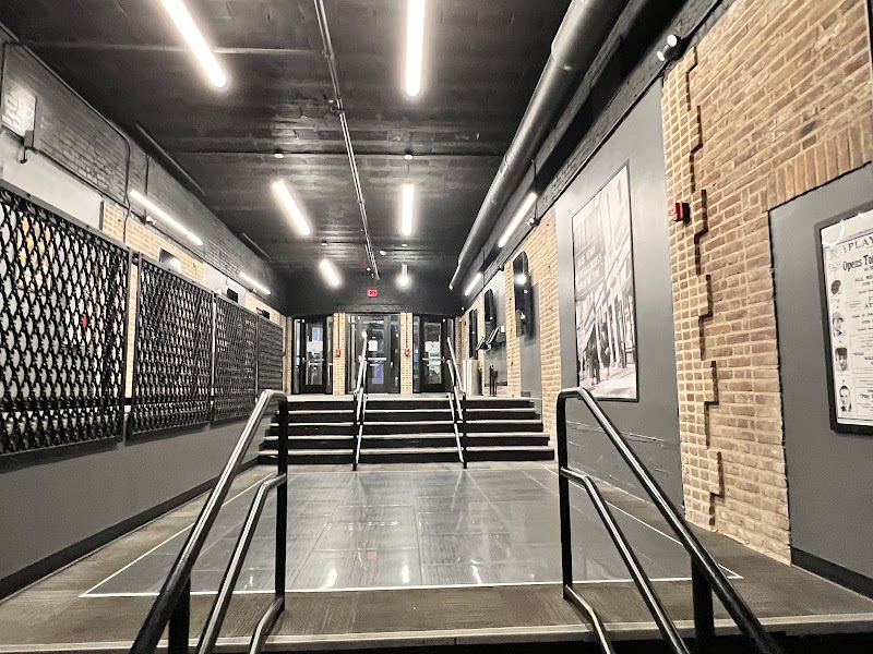 Mamaroneck Cinemas photo 2