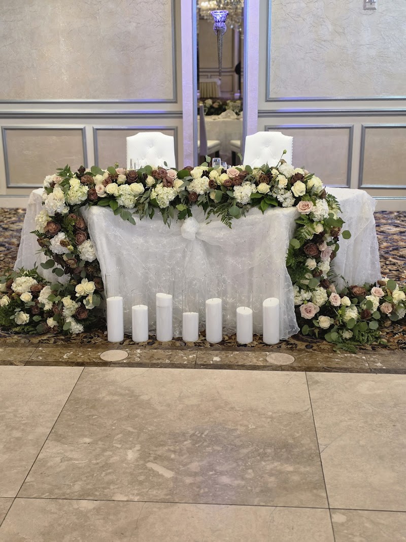 Mamaroneck Flowers photo 4