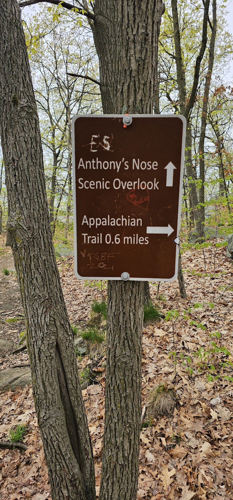 Camp Smith Trailhead II photo 4