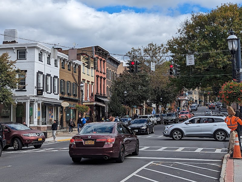 Canfin Gallery photo 3