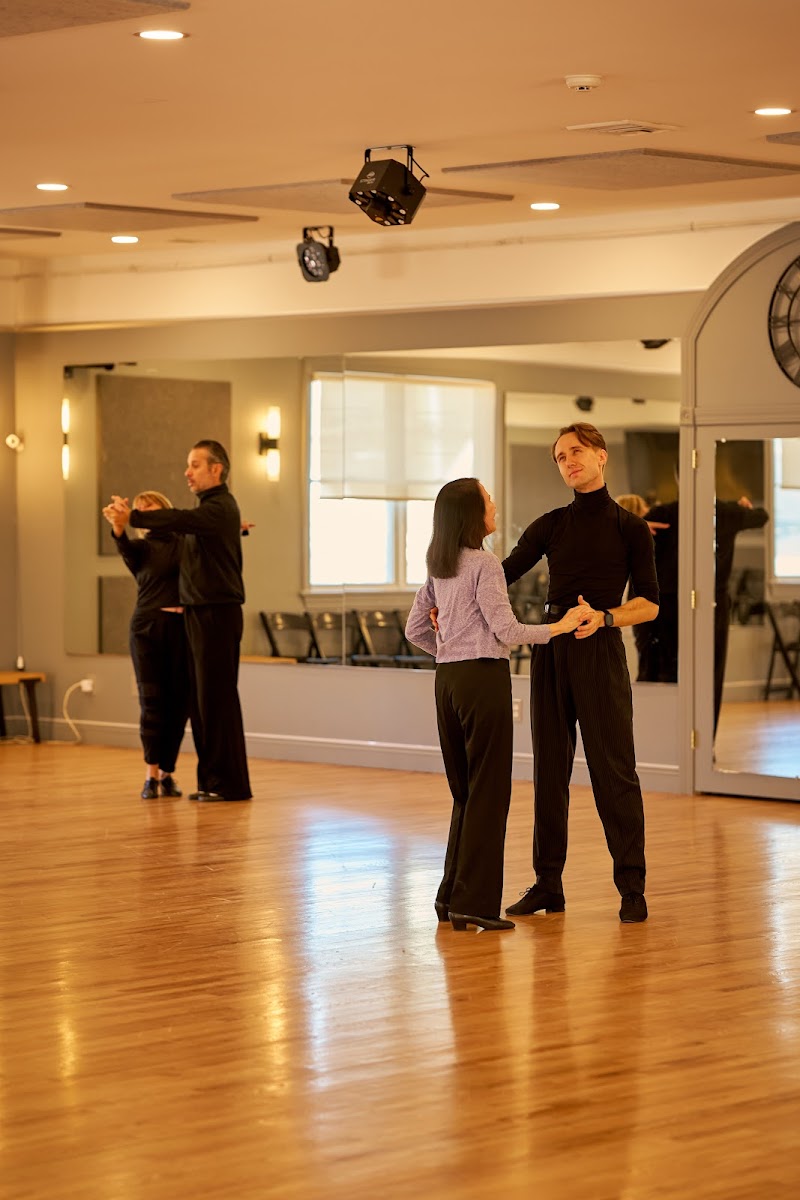 Danznik Studios Westchester - Social, Ballroom, Swing & Wedding Dance photo 5