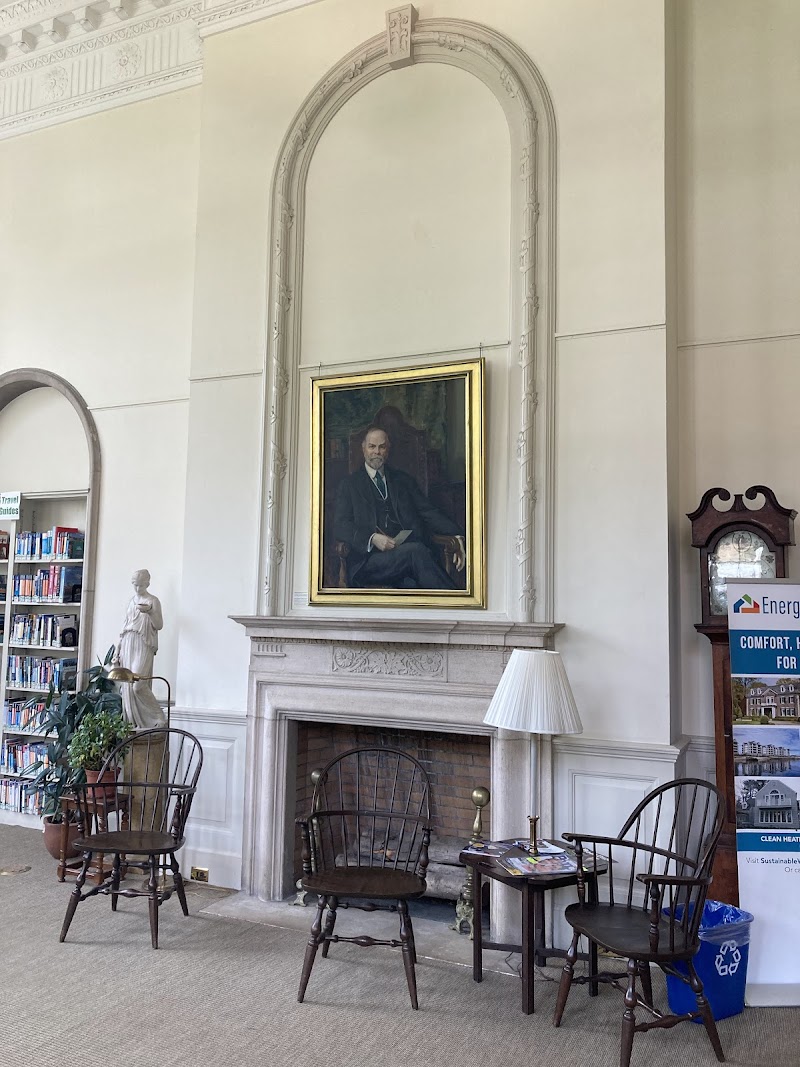 Warner Library photo 3