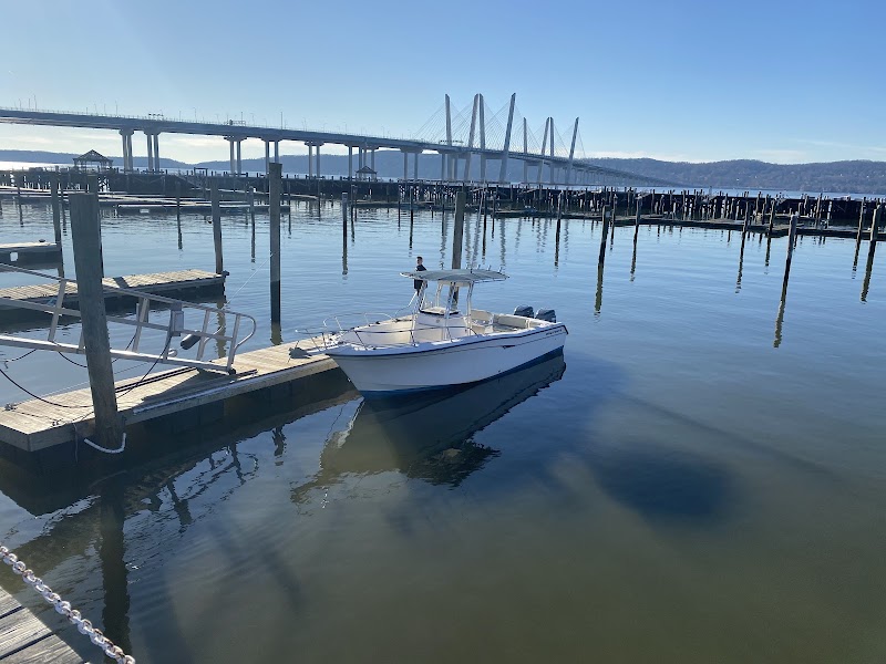 Tarrytown Marina photo 3