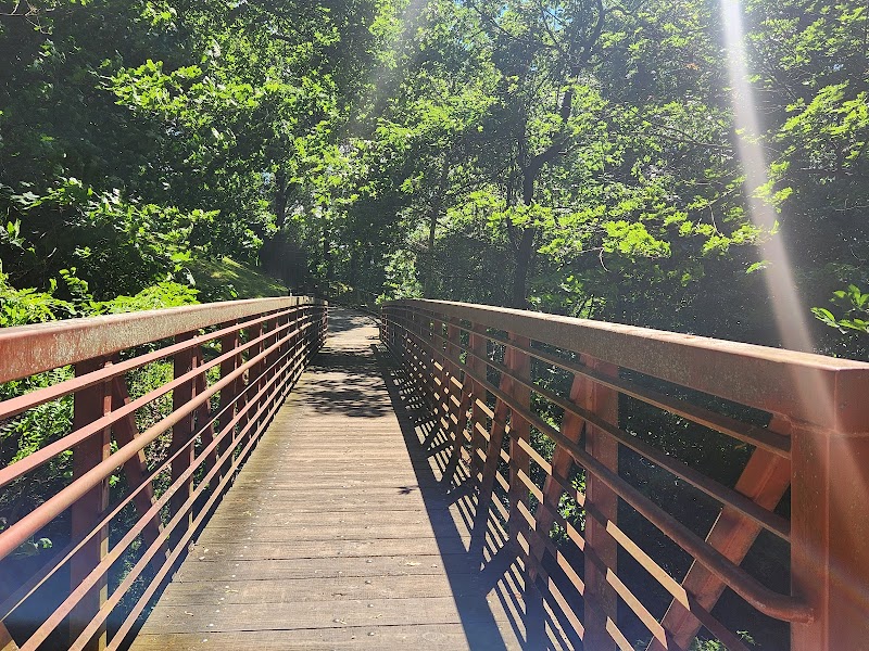 Tarrytown Riverwalk photo 3