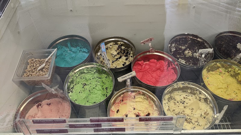Carvel photo 4