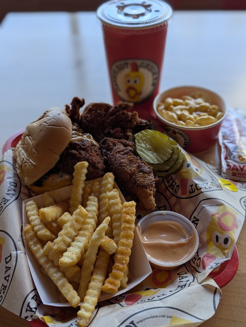 Dave's Hot Chicken photo 2