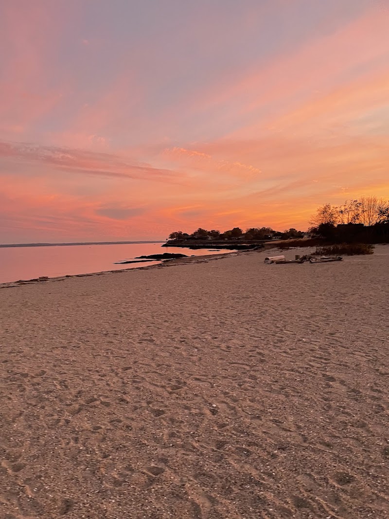Hawthorne Beach photo 4