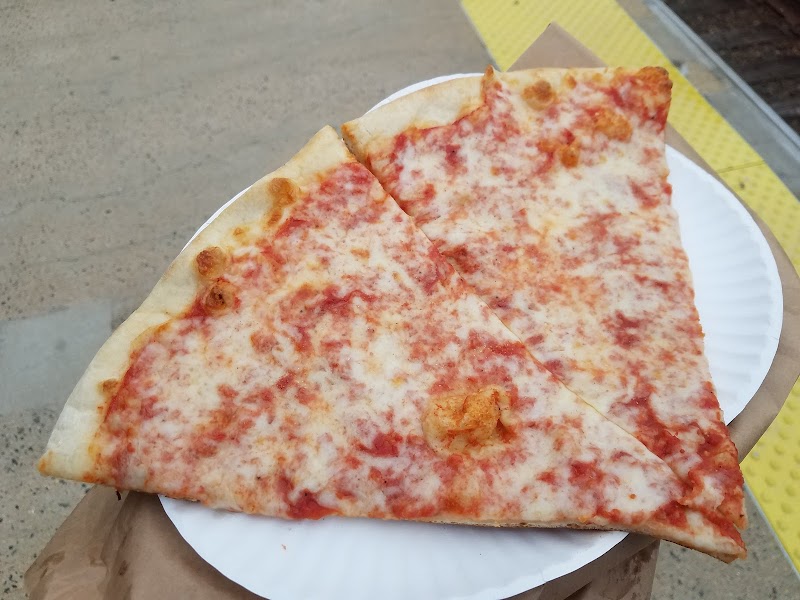 Hawthorne Pizzeria photo 2