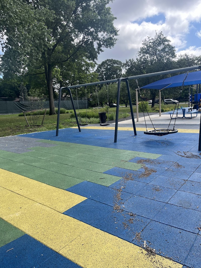 Schultze Park photo 2