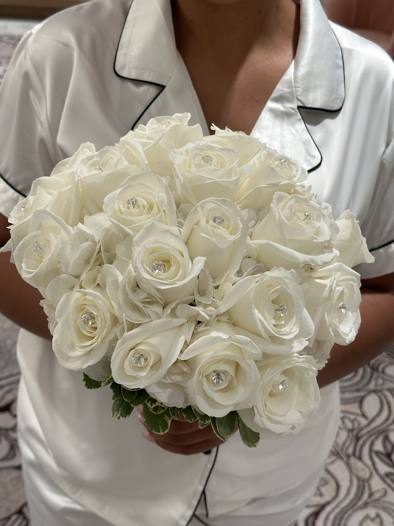 Bed Of Roses photo 2