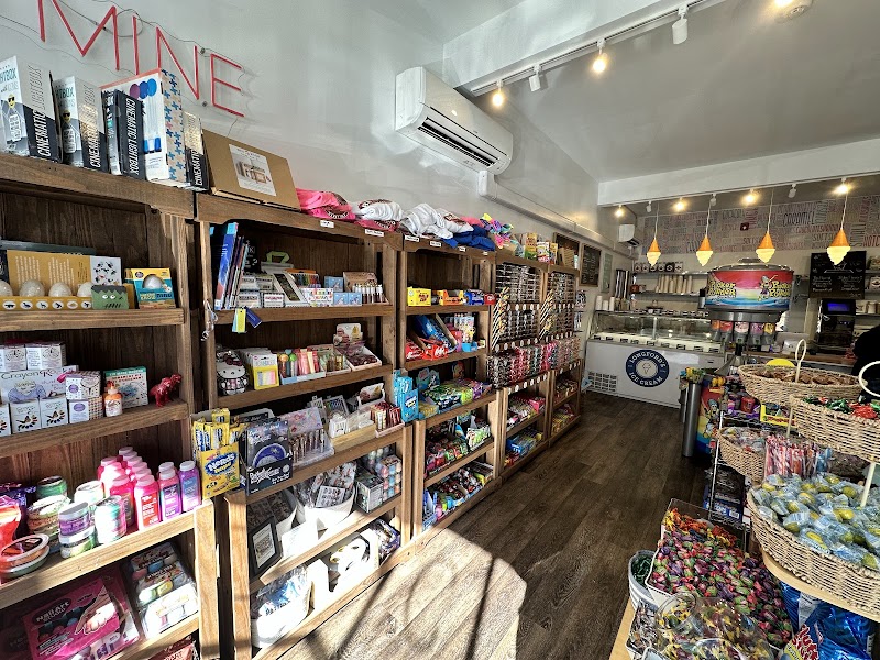 Bedford Candy Bar photo 3