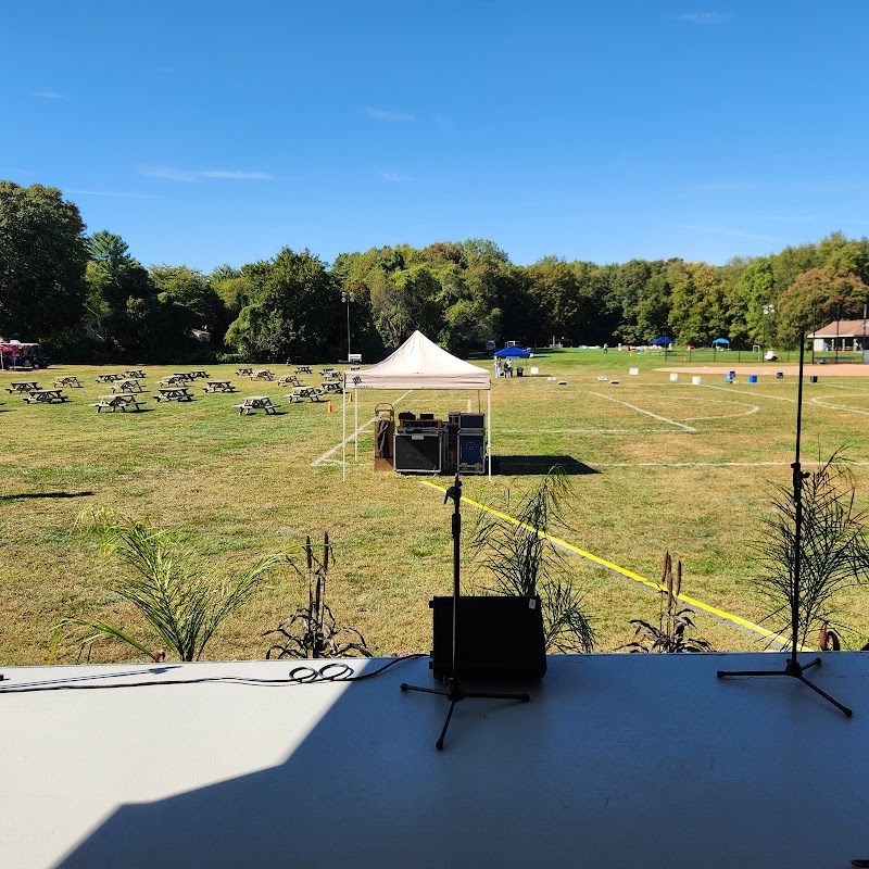 Bedford Village Memorial Park photo 2