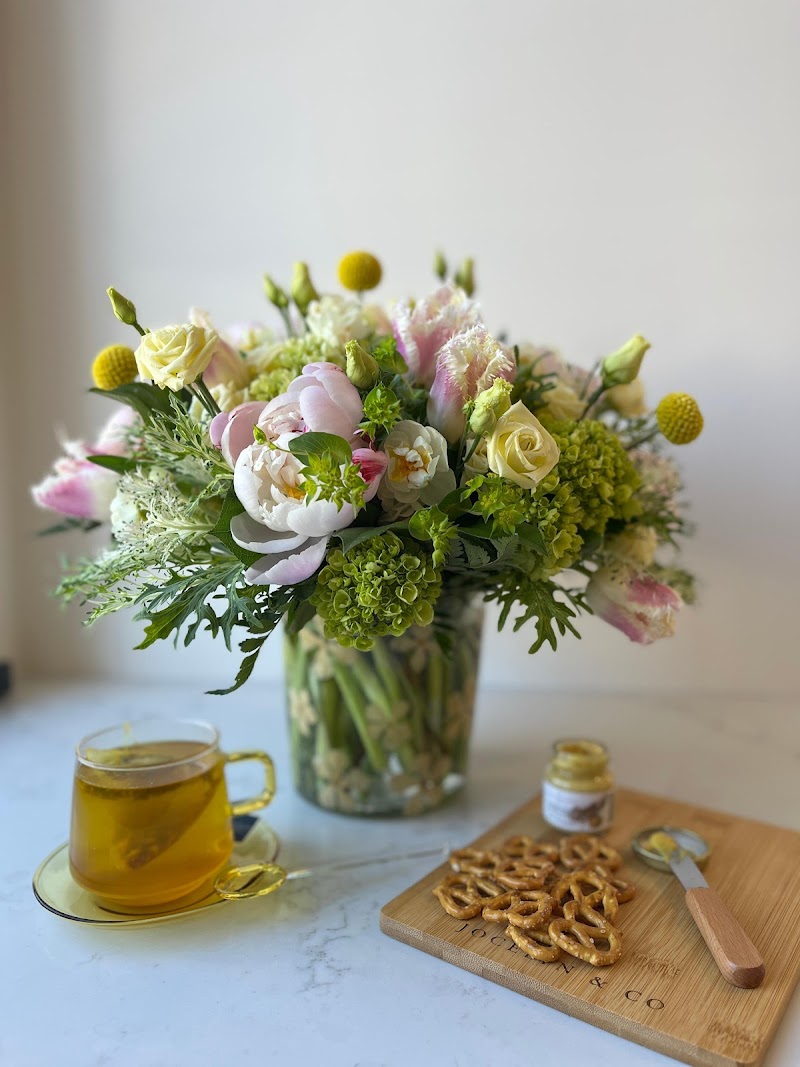 Bedford Village Flower Shoppe photo 4