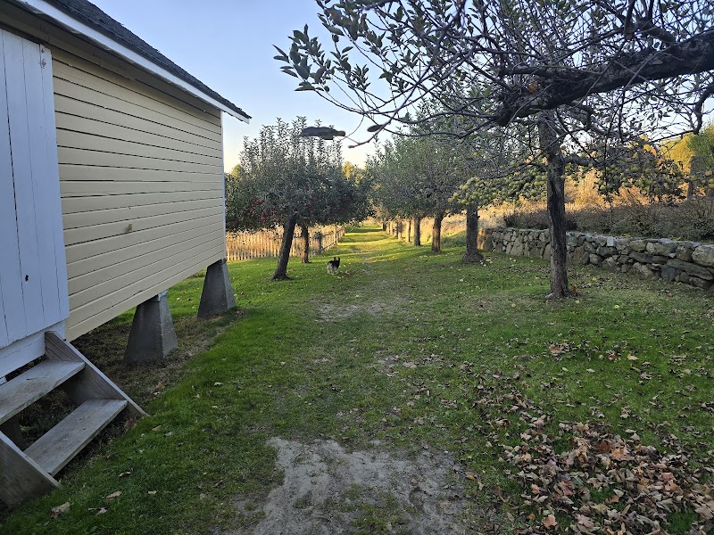 Keeler Hill Farm Barn photo 3