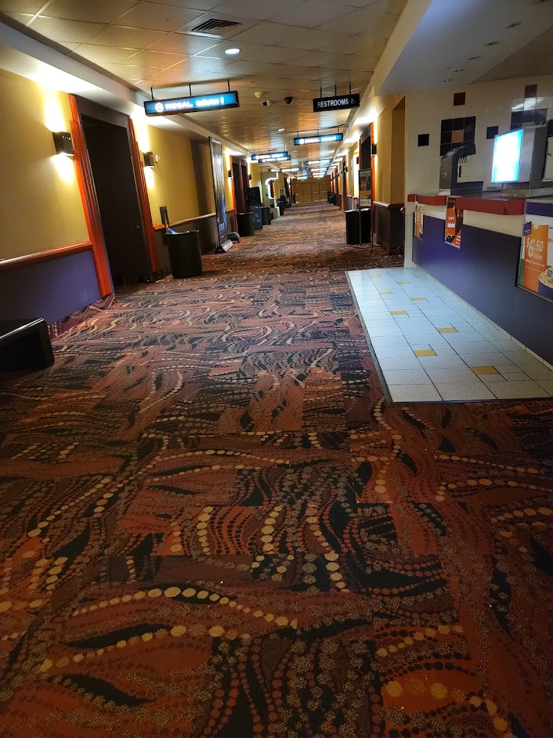 Regal UA Cortlandt Town Center photo 5