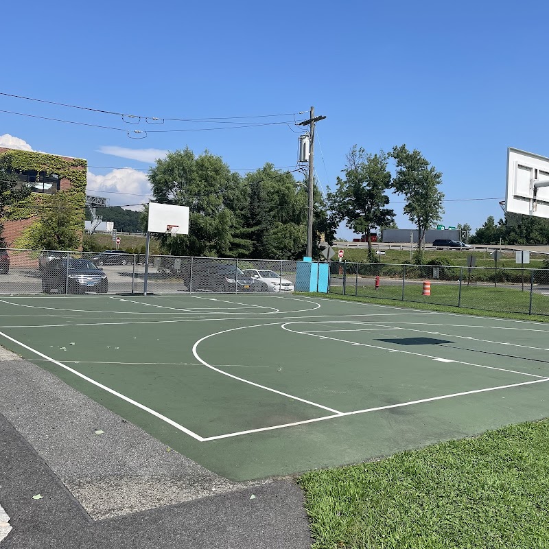 Deluca Park photo 2