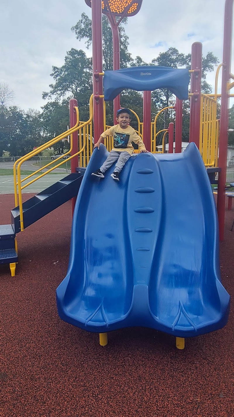 Deluca Park photo 5
