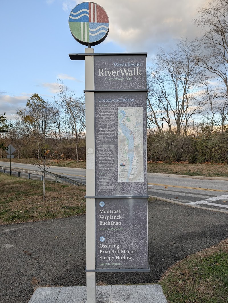 Senasqua Park Parking photo 2
