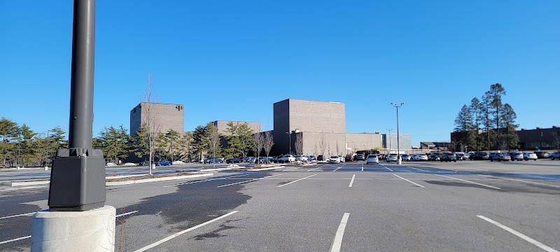 West Lawn photo 4