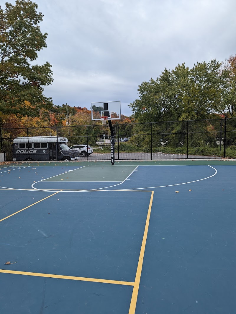 New Castle Playground photo 2