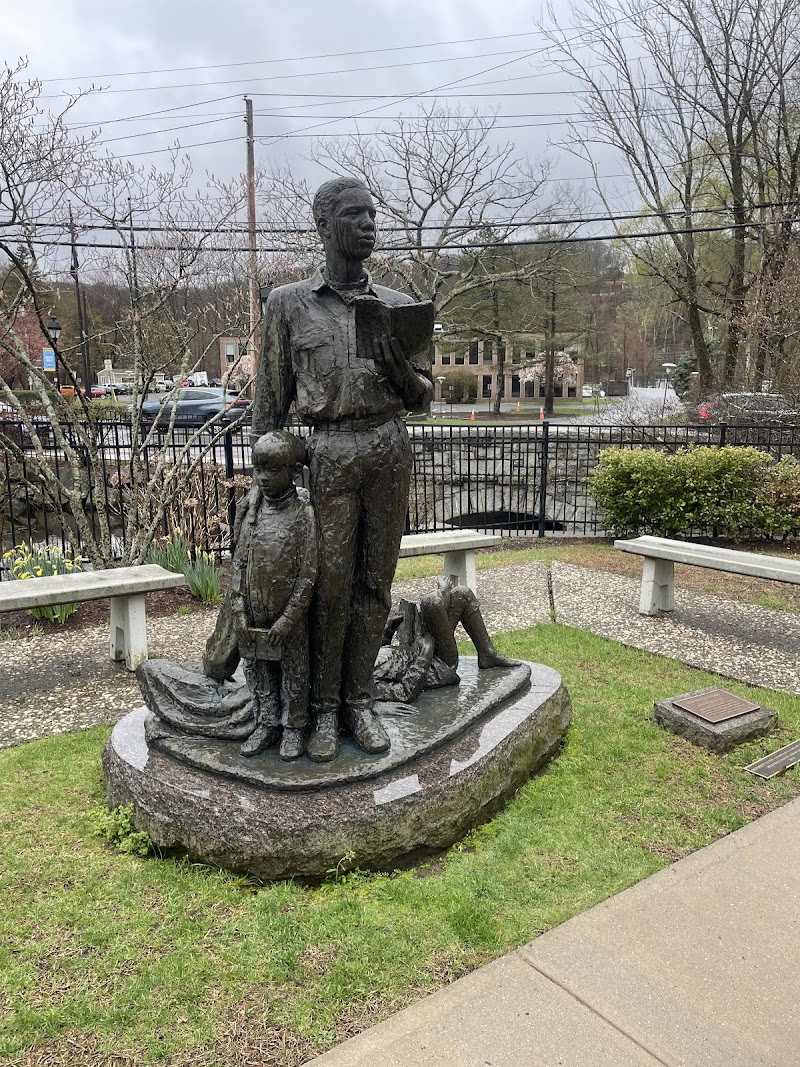 Chappaqua Library photo 4