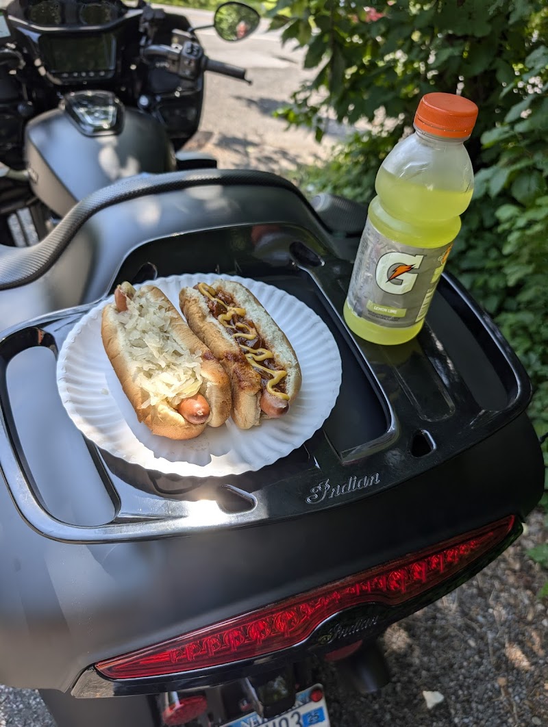 Charchael's Hot Dog Oasis photo 5