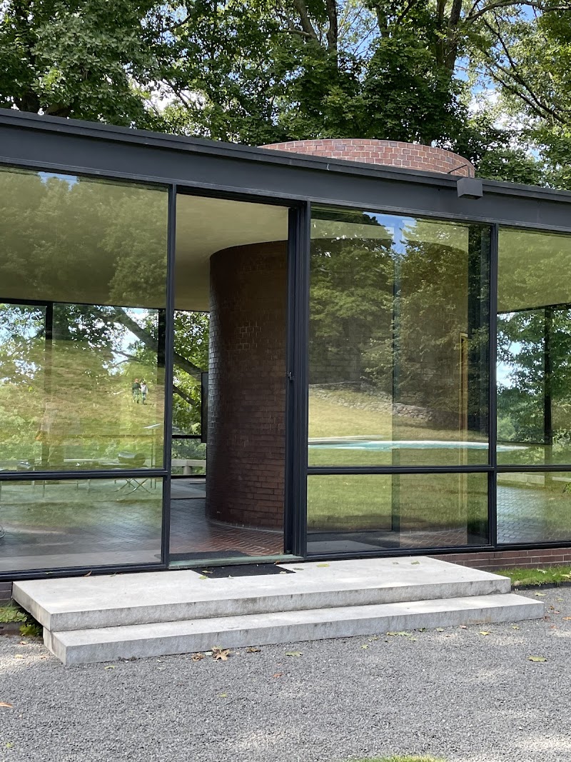 The Glass House ORIGINAL photo 5