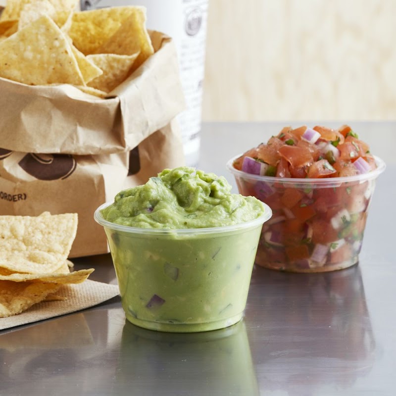 Chipotle Mexican Grill photo 4