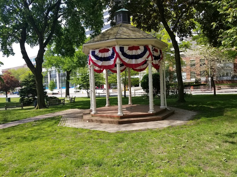 White Plains Park photo 2
