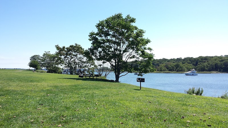 Shore Park photo 3