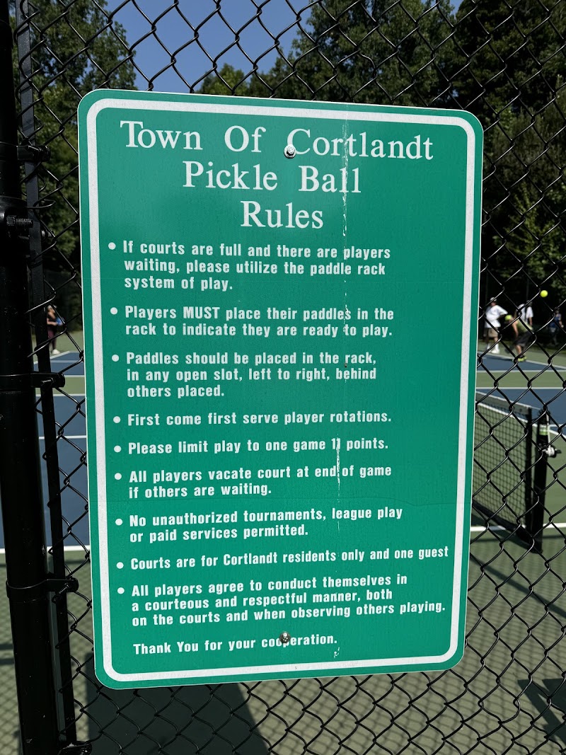 Pickle ball courts photo 2