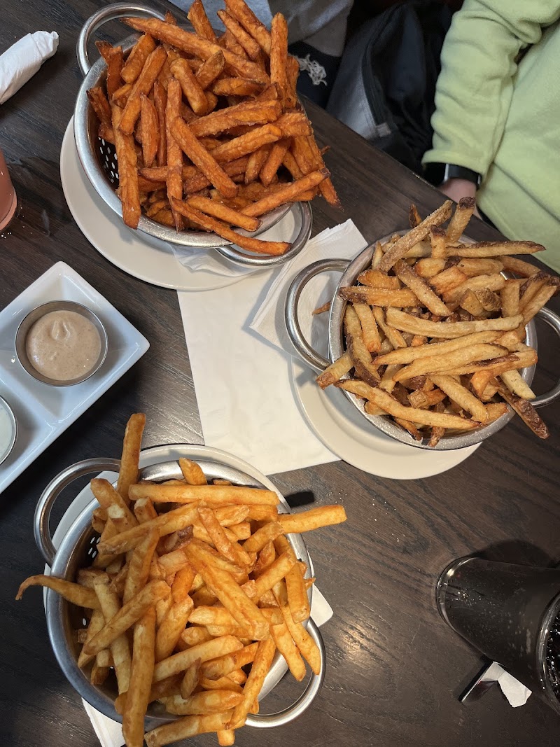 Mike's Burgers photo 5