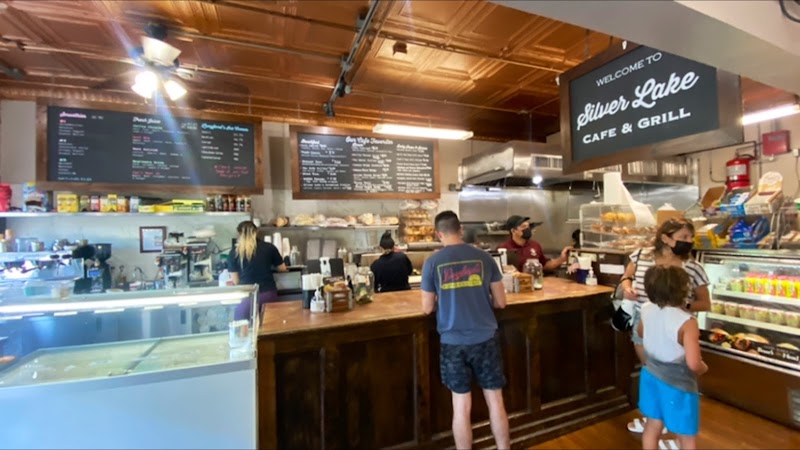 Silver Lake Cafe & Grill photo 3