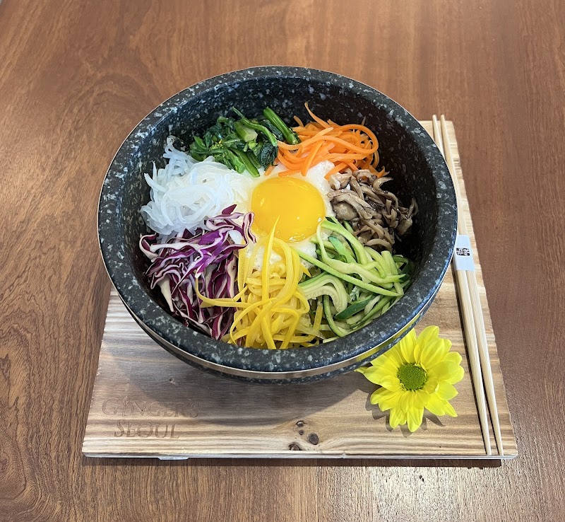 Ginger's Seoul Bar & Grill photo 3