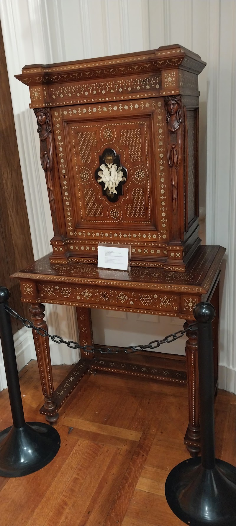 Ukrainian Museum & Library photo 3