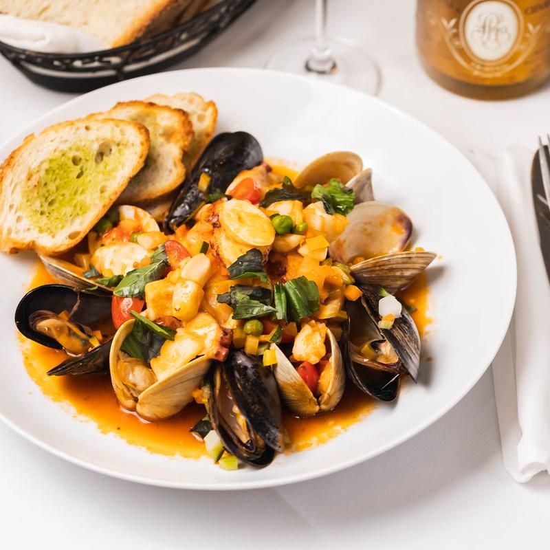 Il Gusto Italian Restaurant & Catering photo 2