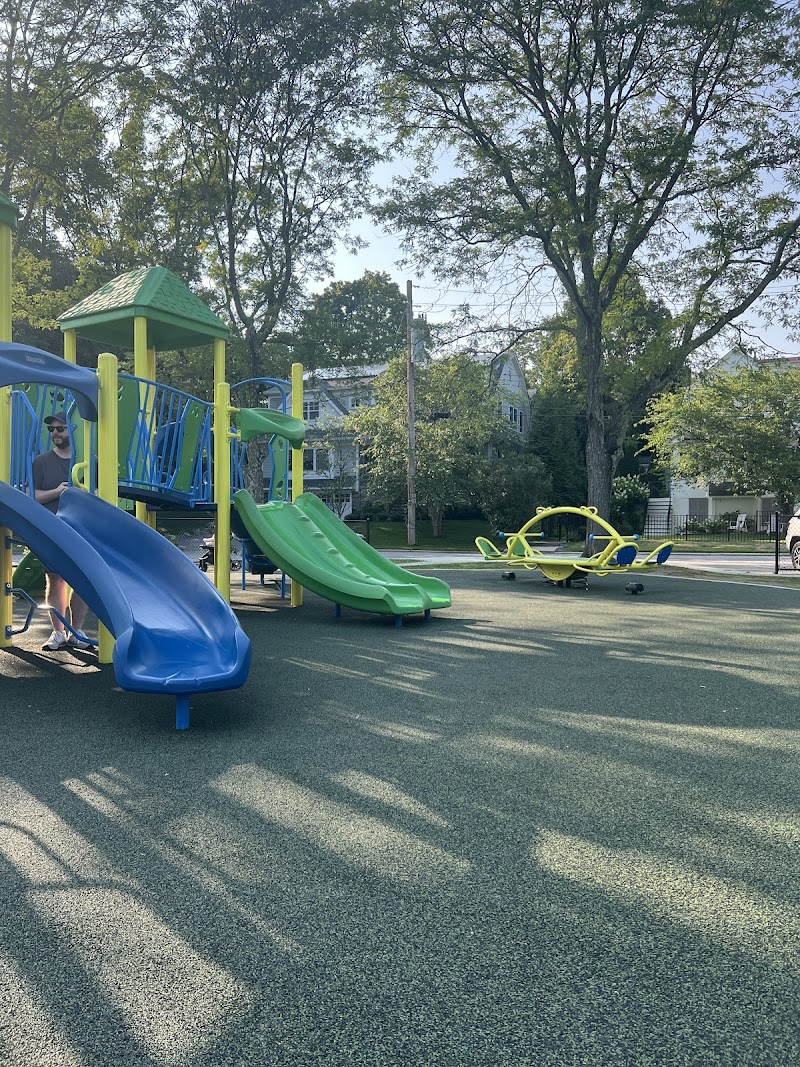 Playground photo 4
