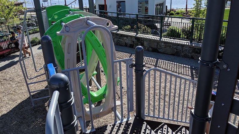 Playground photo 5