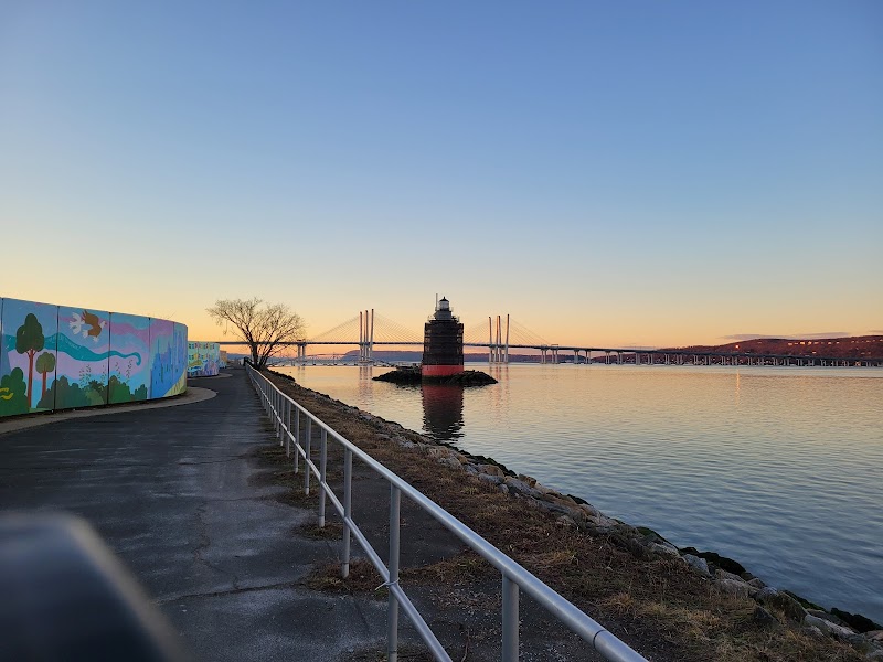 Sleepy Hollow Lighthouse photo 3