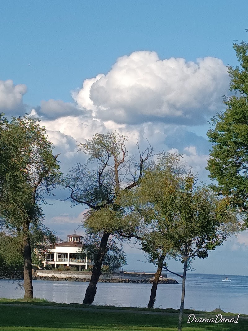 Glen Island Yacht Club & West Harbor Yacht Services Inc photo 5