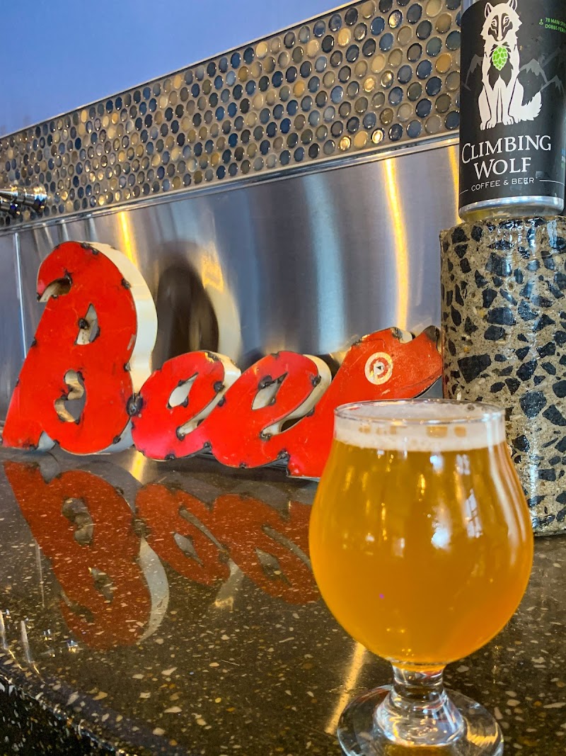 Climbing Wolf Coffee & Beer photo 2