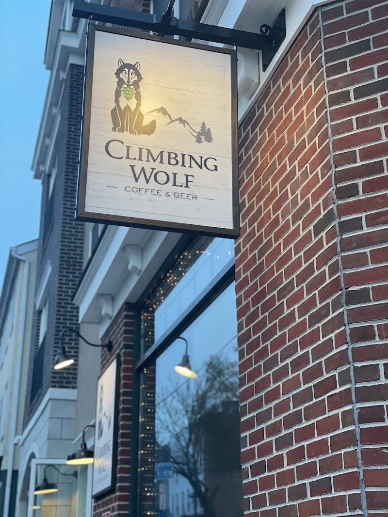 Climbing Wolf Coffee & Beer photo 5