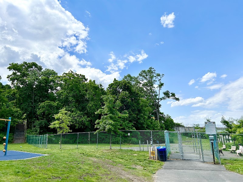Elizabeth Place Dog Park photo 3