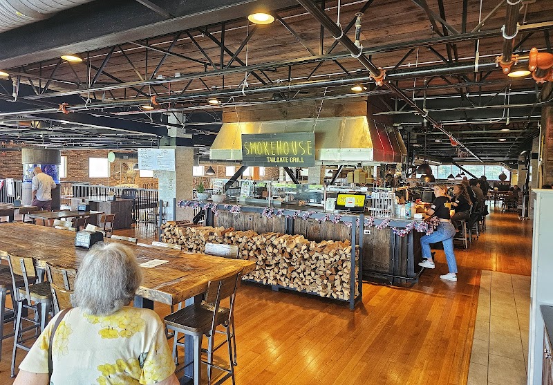 SmokeHouse Tailgate Grill - Somers photo 5