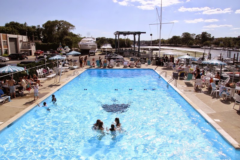 Imperial Yacht Club Inc photo 5