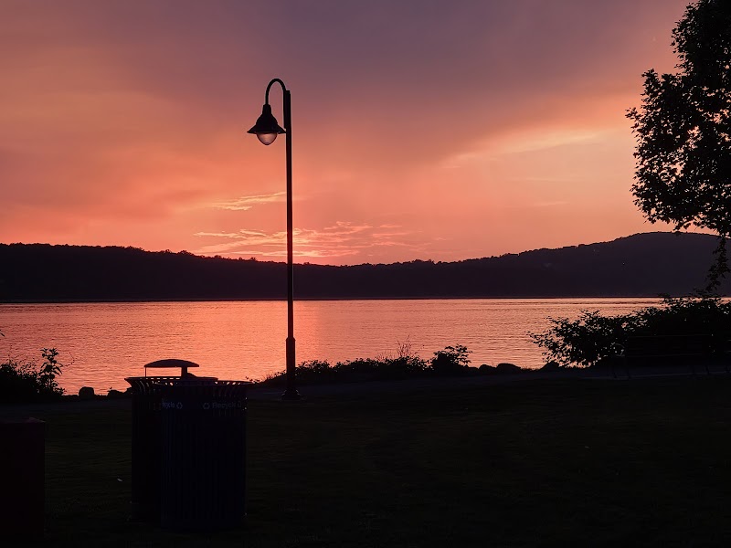 Dobbs Ferry Memorial Park photo 2