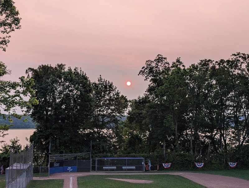 Dobbs Ferry Memorial Park photo 3